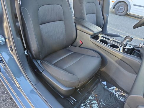 Used 2023 Nissan Altima 2.5 SV image 15