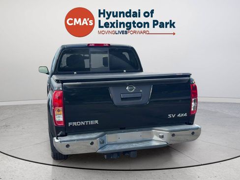 Used 2020 Nissan Frontier SV AWD/4WD image 4
