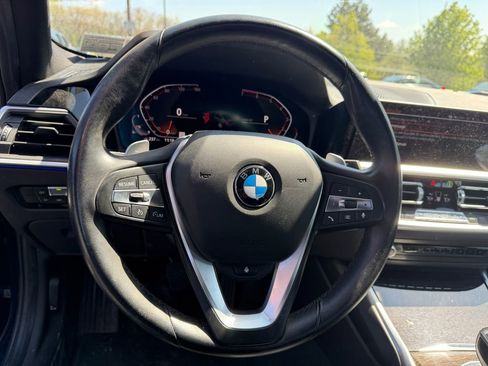 Used 2019 BMW 330i xDrive Sedan w/ Driving Assistance Package AWD/4WD image 15