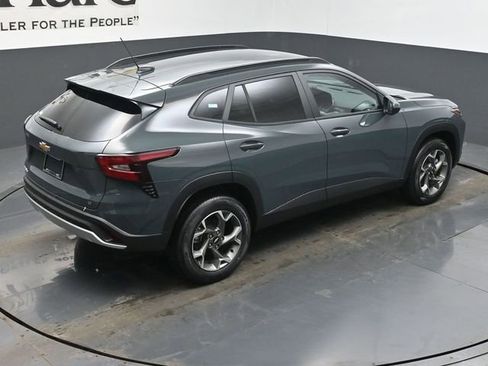 New 2026 Chevrolet Trax LT w/ LT Convenience Package image 18