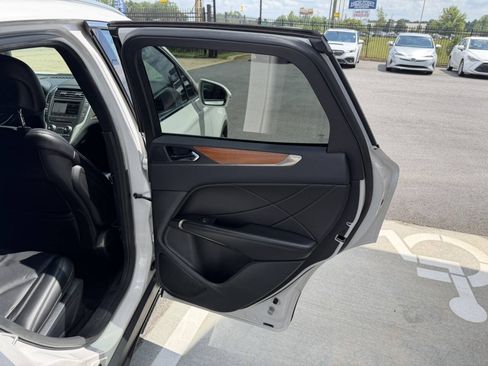 Used 2017 Lincoln MKC Reserve AWD/4WD image 13