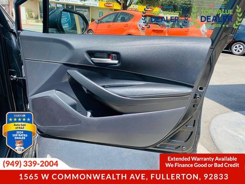 Used 2022 Toyota Corolla SE w/ Carpet Mat Package (TMS) image 23