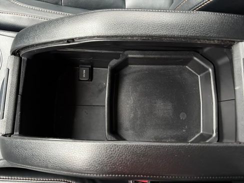 Used 2018 Toyota Highlander XLE w/ Protection Package #3 AWD/4WD image 32