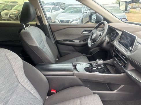 Used 2023 Nissan Rogue SV FWD image 24