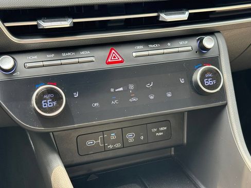 Used 2025 Hyundai Sonata SEL FWD image 18