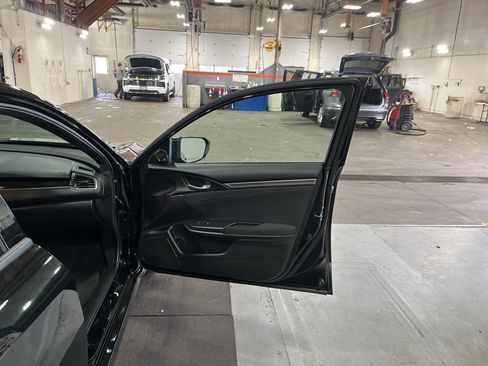 Used 2020 Honda Civic EX image 22