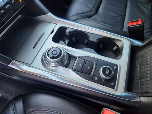 Used 2023 Ford Explorer Platinum w/ Technology Package image 20