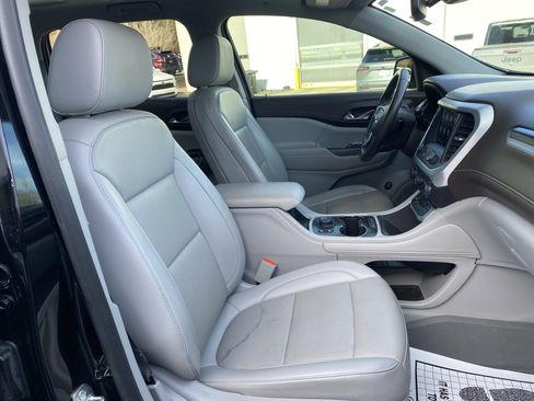 Used 2021 GMC Acadia SLT image 34