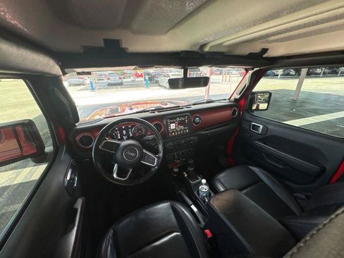 Used 2020 Jeep Gladiator Rubicon AWD/4WD image 7