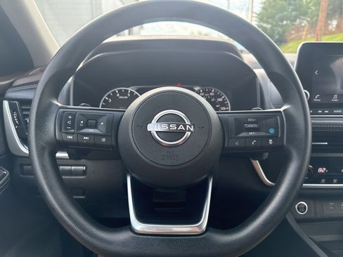 Used 2023 Nissan Rogue SV AWD/4WD image 22