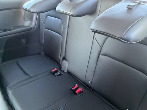 New 2026 Nissan Pathfinder Platinum FWD image 19