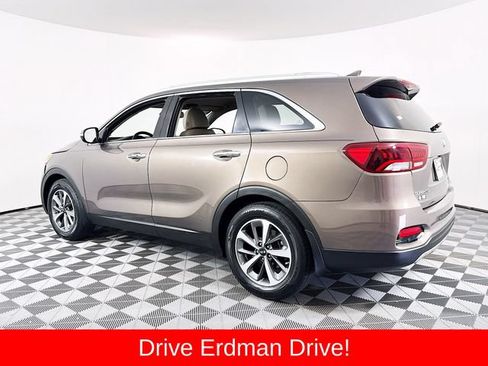 Used 2019 Kia Sorento EX FWD image 21