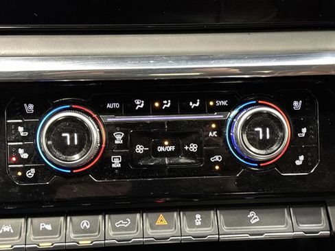 Used 2025 GMC Sierra 1500 Denali Ultimate image 22