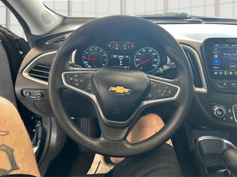Used 2023 Chevrolet Malibu LT w/ Driver Confidence Package FWD image 16
