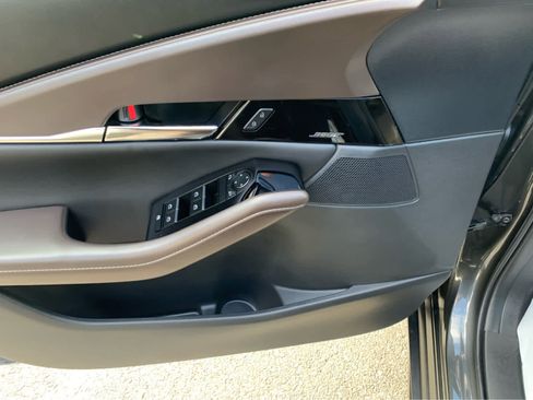 Used 2025 MAZDA CX-30 2.5 Turbo w/ Premium Plus Pkg image 13