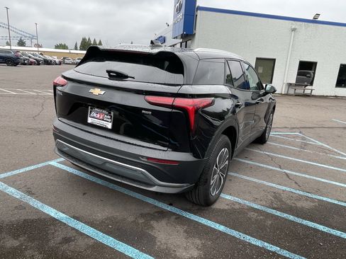 Used 2024 Chevrolet Blazer EV LT AWD/4WD image 5