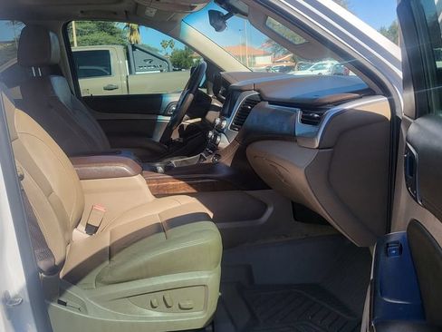 Used 2017 Chevrolet Tahoe LT w/ Luxury Package RWD image 20