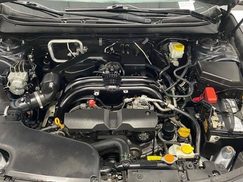 Used 2018 Subaru Outback 2.5i Premium image 8