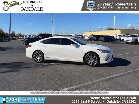 Used 2021 Lexus ES 300h w/ Premium Package image 2