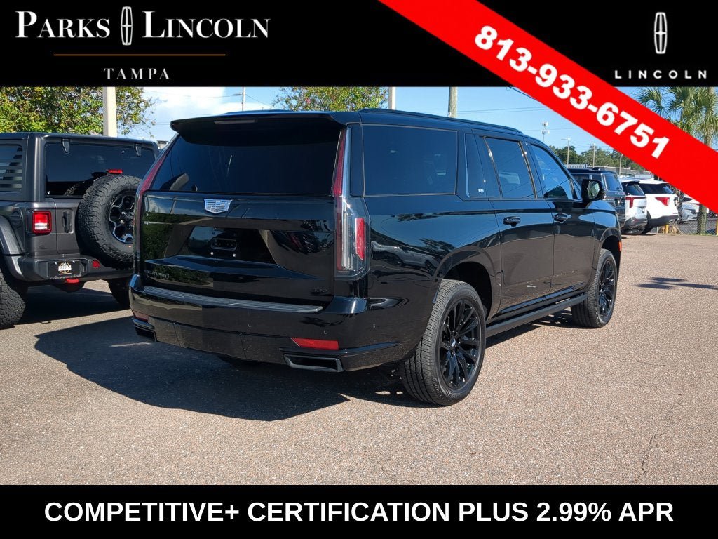Used 2023 Cadillac Escalade ESV Sport Platinum w/ LPO, ONYX Package AWD/4WD image 4