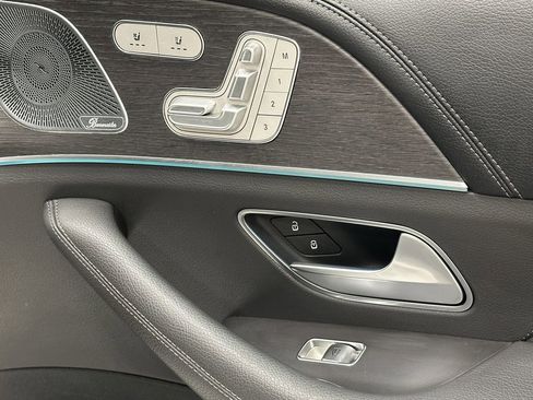 Used 2020 Mercedes-Benz GLE 450 4MATIC image 16