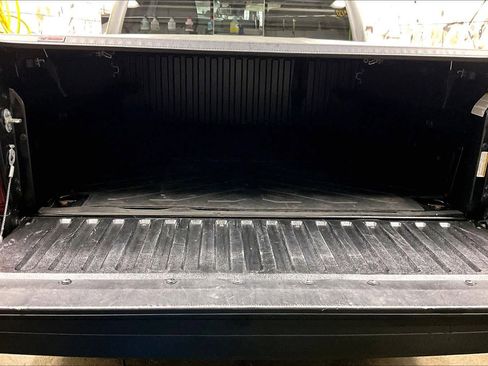 Certified 2022 Toyota Tacoma SR5 image 30