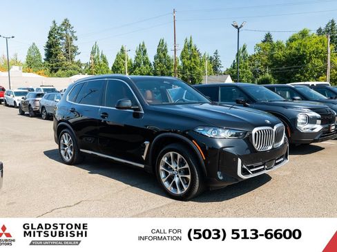 Used 2024 BMW X5 xDrive40i w/ Premium Package AWD/4WD image 28