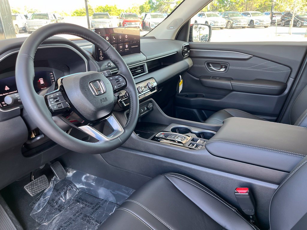 New 2026 Honda Pilot Touring image 11