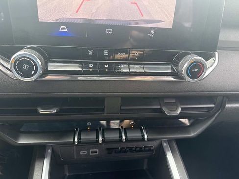 Used 2023 Chevrolet Colorado W/T w/ WT Convenience Package II image 27