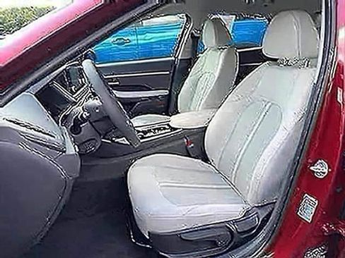 Used 2023 Hyundai Sonata SE FWD image 11