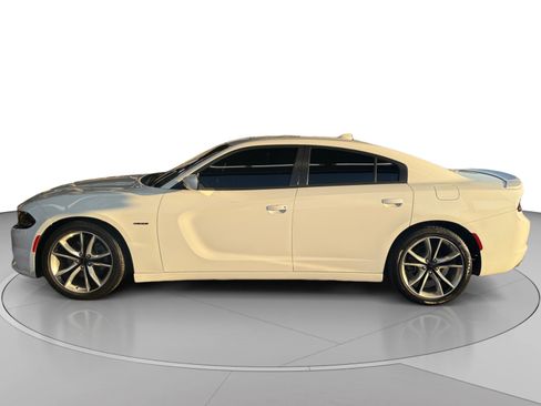 Used 2015 Dodge Charger R/T w/ Premium Group RWD image 2