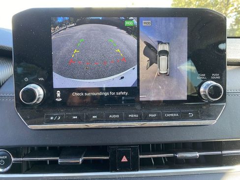 Used 2023 Mitsubishi Outlander SE image 21