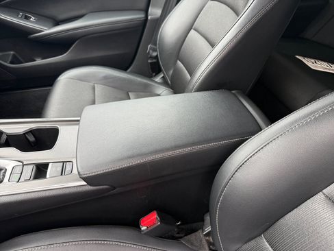 Used 2021 Honda Accord Sport image 14