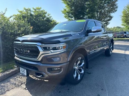 Used 2023 RAM 1500 Limited w/ Body Color Bumper Group AWD/4WD image 4