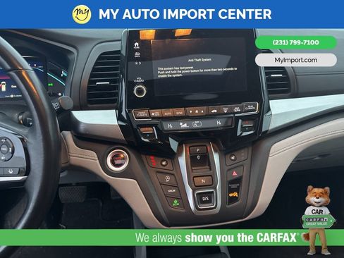 Used 2018 Honda Odyssey Touring image 10