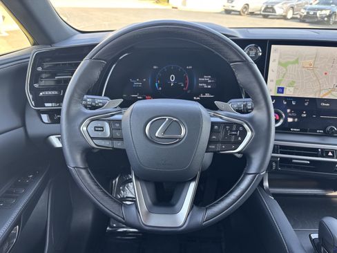 Used 2025 Lexus RX 350 Premium w/ Accessory Package (Z1) image 18
