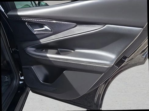 Used 2024 Chevrolet Blazer EV LT AWD/4WD image 21