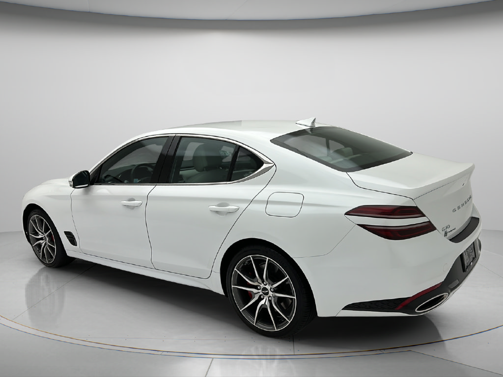 Used 2025 Genesis G70 2.5T RWD image 4