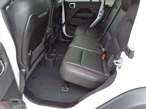 New 2026 Jeep Wrangler Unlimited Rubicon 392 image 12