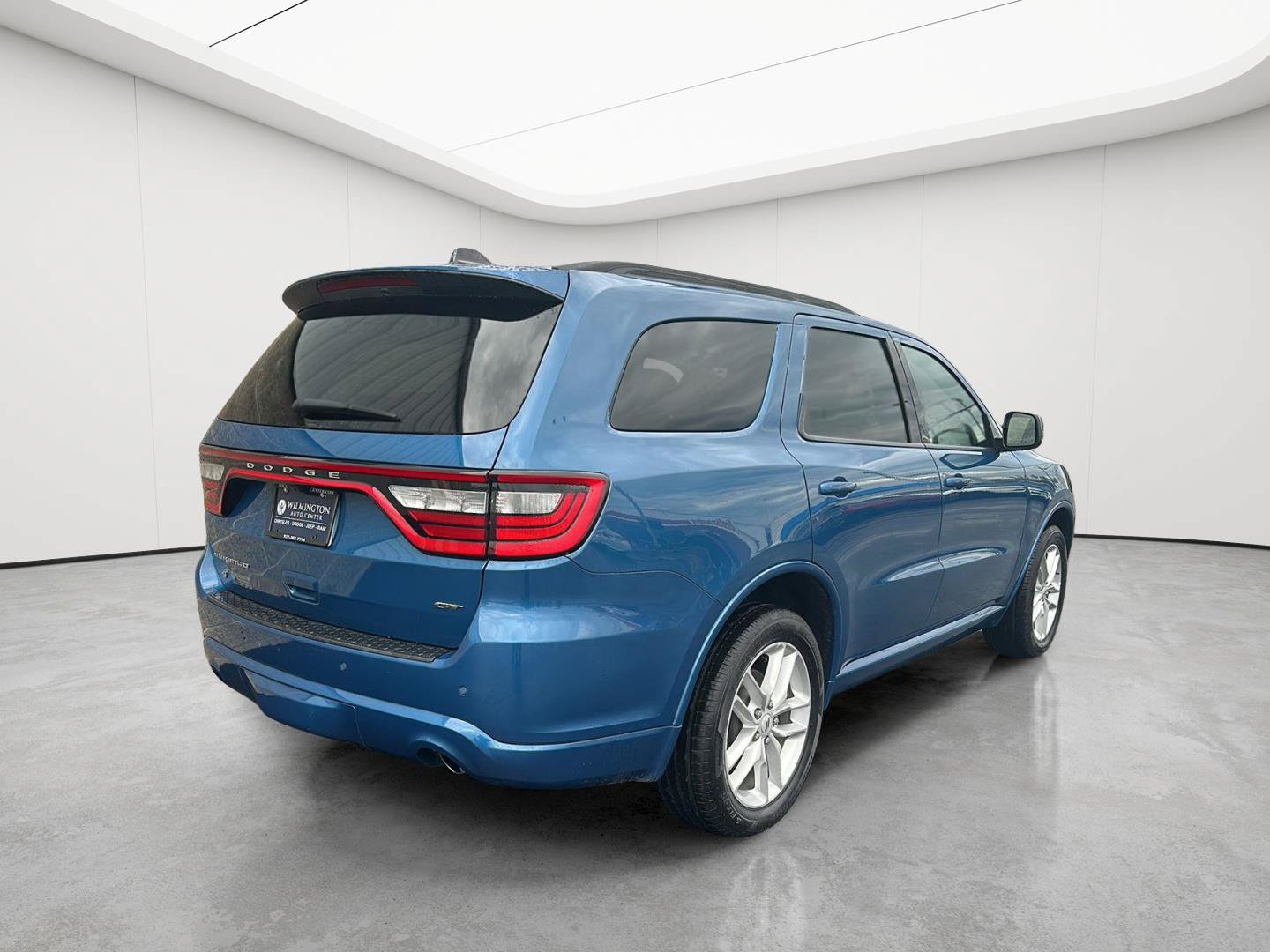 Used 2025 Dodge Durango GT AWD/4WD image 3