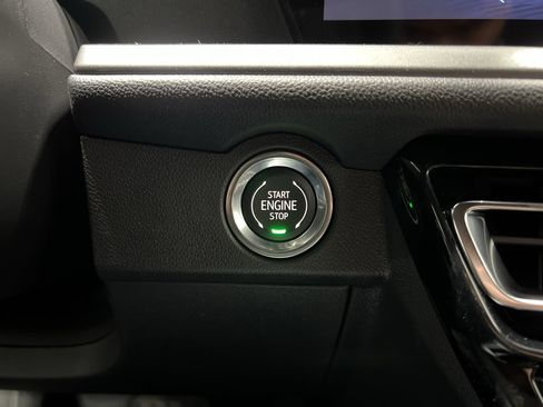 New 2026 Chevrolet Traverse LT image 15