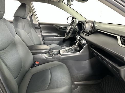 Used 2021 Toyota RAV4 LE image 65