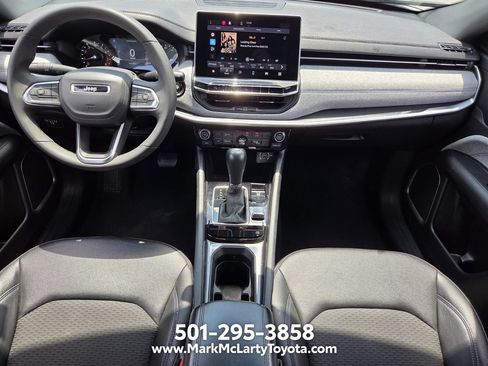 Used 2024 Jeep Compass Latitude AWD/4WD image 12