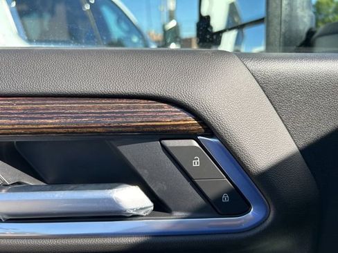 New 2026 GMC Sierra 2500 SLE w/ SLE Value Package; image 13