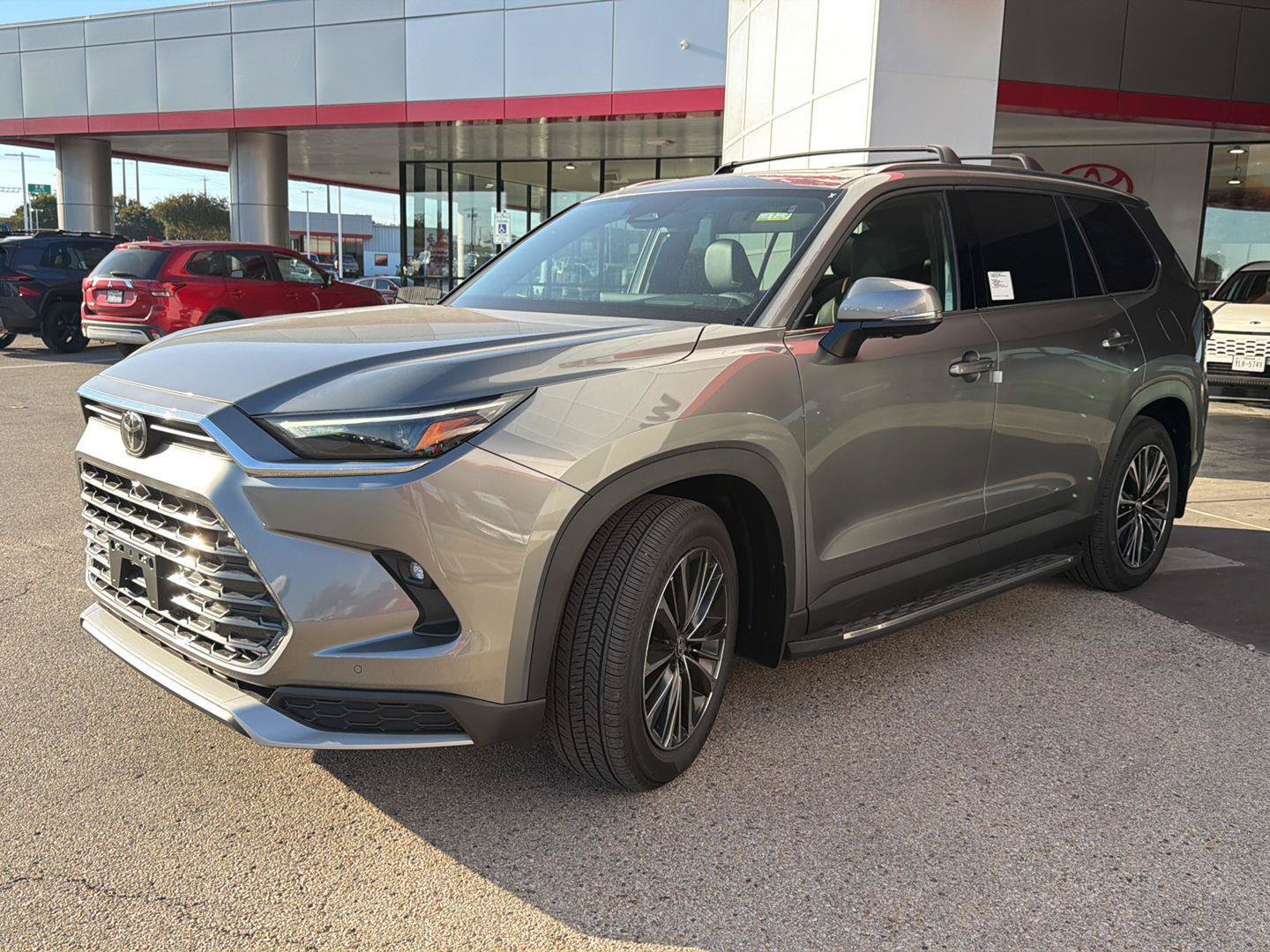New 2026 Toyota Grand Highlander AWD Hybrid image 3