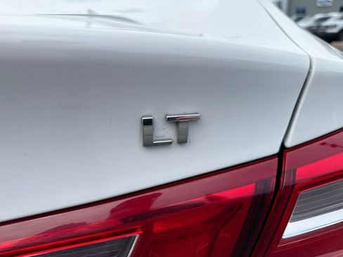 Used 2024 Chevrolet Malibu LT FWD image 25