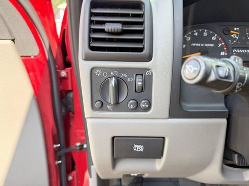 Used 2005 Chevrolet Colorado 2WD Extended Cab image 16
