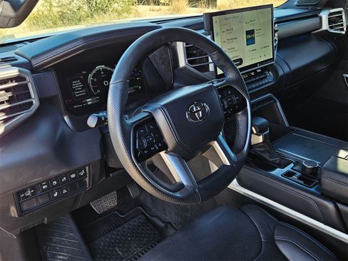 Used 2024 Toyota Sequoia Platinum image 12