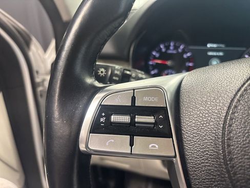 Used 2020 Kia Telluride SX w/ SX Prestige Package image 16