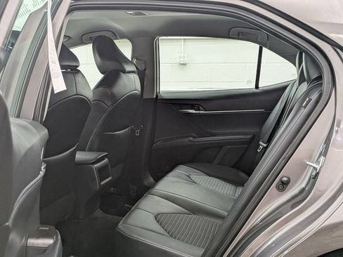 Used 2024 Toyota Camry SE FWD image 31